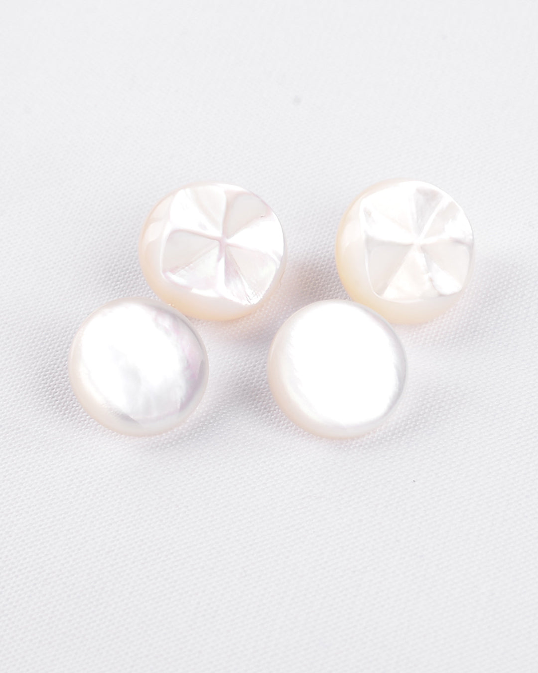 Ovale fresato Pearl White